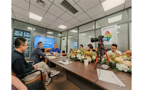 藍爺受邀與盛銘揚分享如何成為品類之王